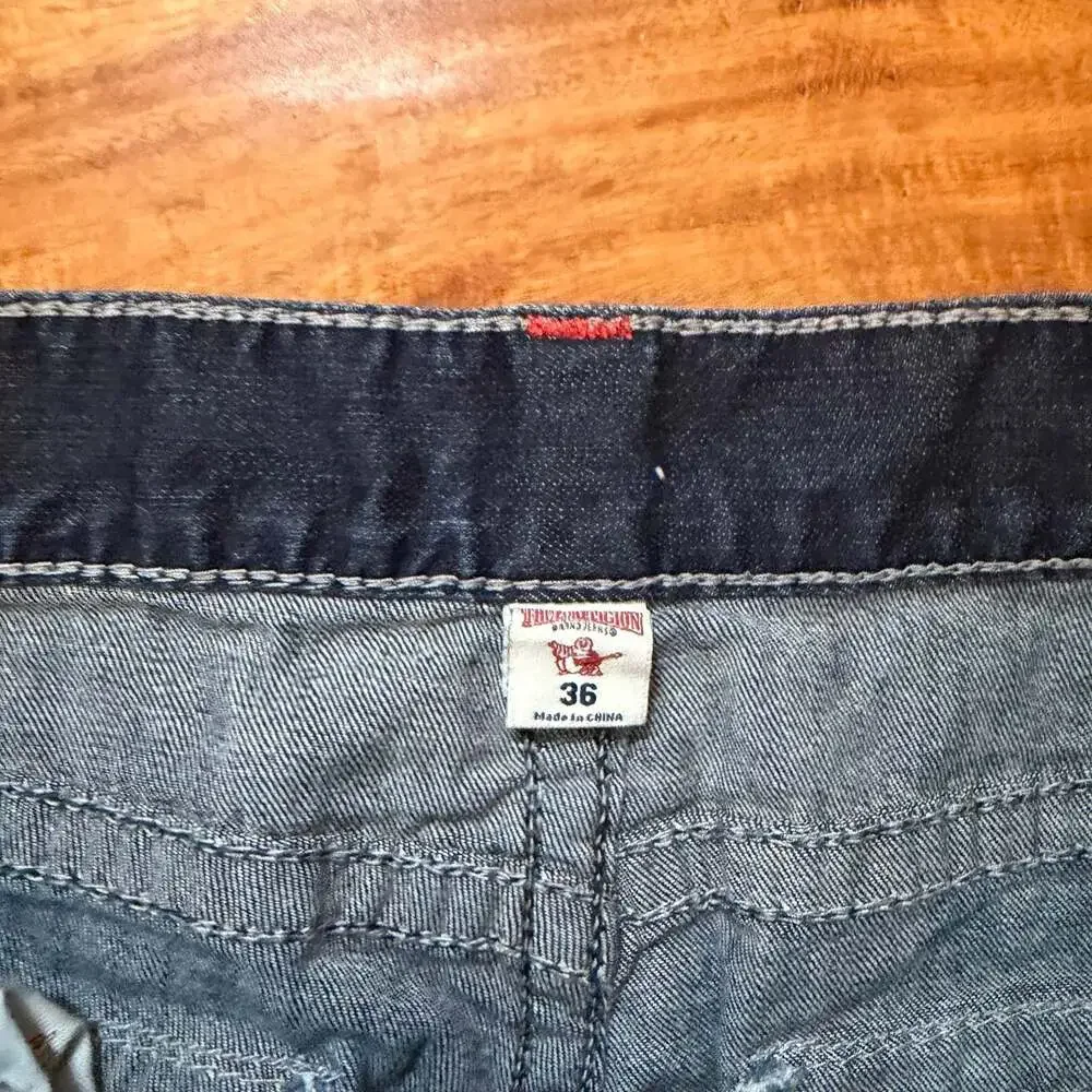Y2K True Religion Flap Pocket Red Contrast Stitching Vintage Jeans 36x34